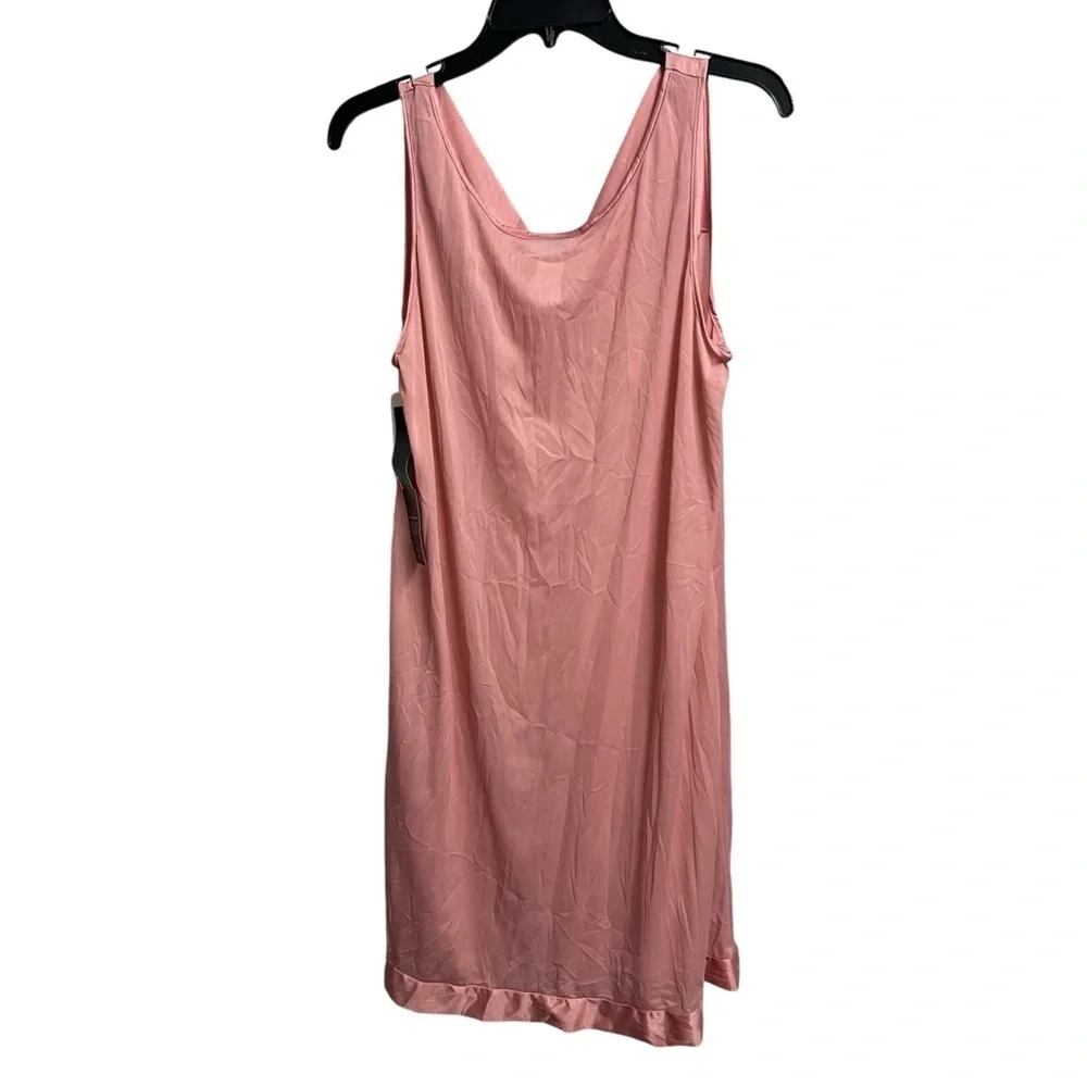 Vanity Fair Nightgown Medium Nylon Silky Knee Length Pink USA VIntage 70s - Picture 5 of 5